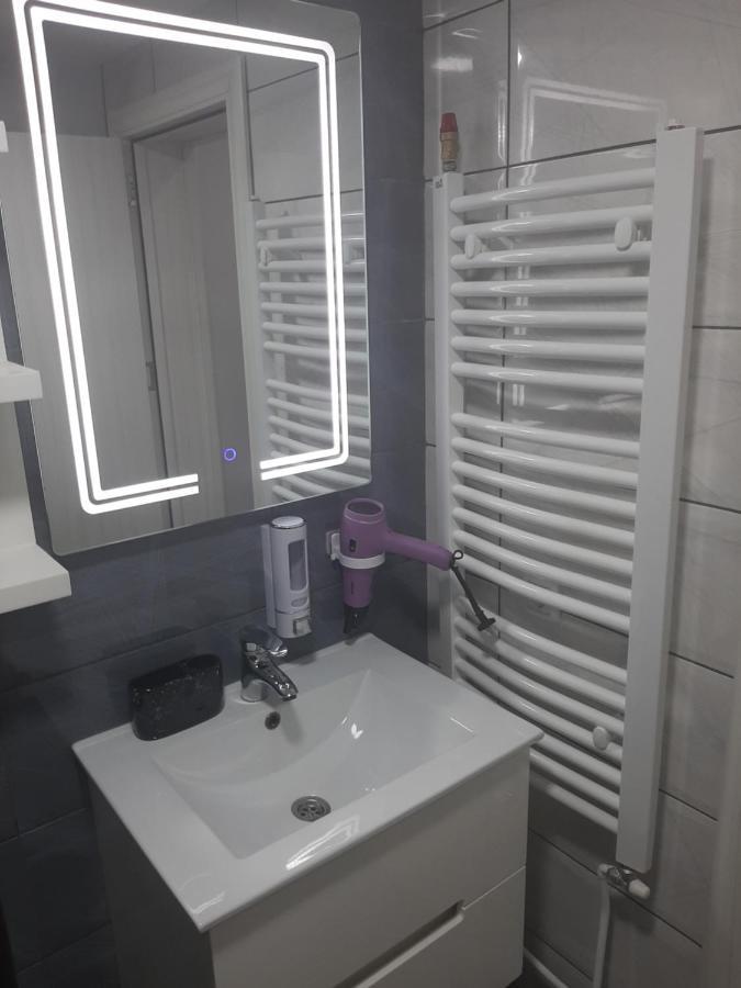 Adrijana 2 Apartmani Vrnjacka Banja Exterior photo
